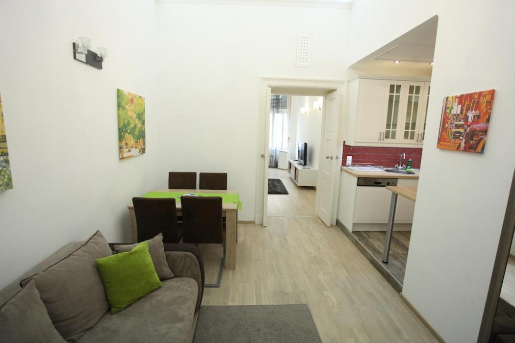 Superior Loft At Basilica Apartment บูดาเปสต์ ภายนอก รูปภาพ
