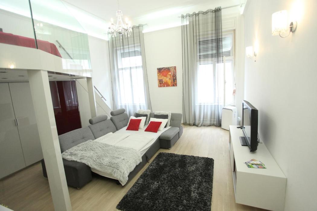 Superior Loft At Basilica Apartment บูดาเปสต์ ภายนอก รูปภาพ